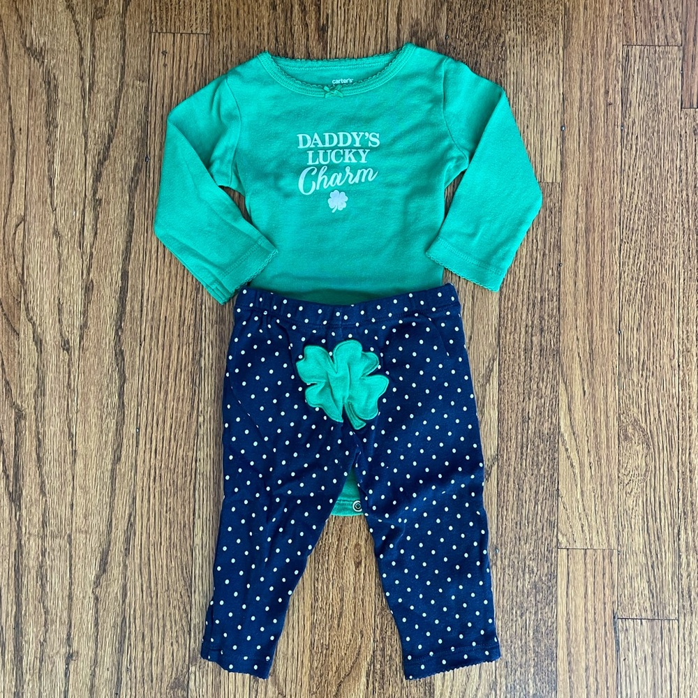 Carter’s St Patrick’s Onesie - Picture 1 of 6